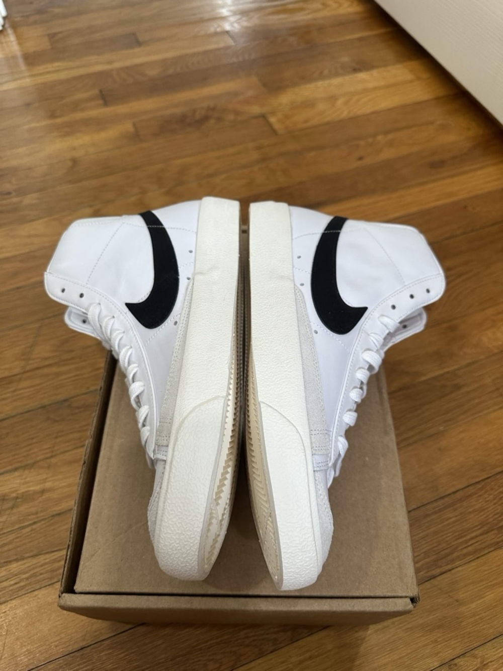 *Slightly Used* Nike Blazer Mid Women white Black (CZ1055-100) Size 12W - Picture 7 of 12